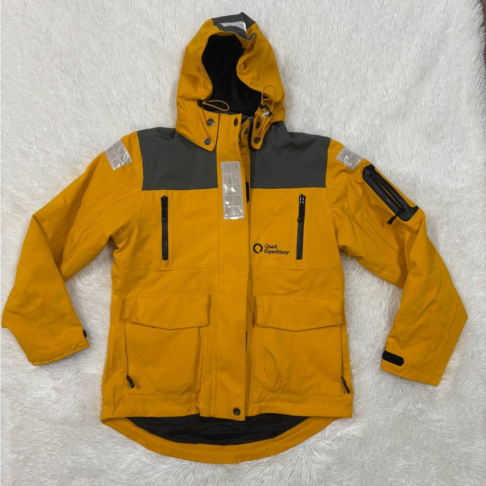 Quark expeditions ladies Yellow and Gray Performance Jacket
